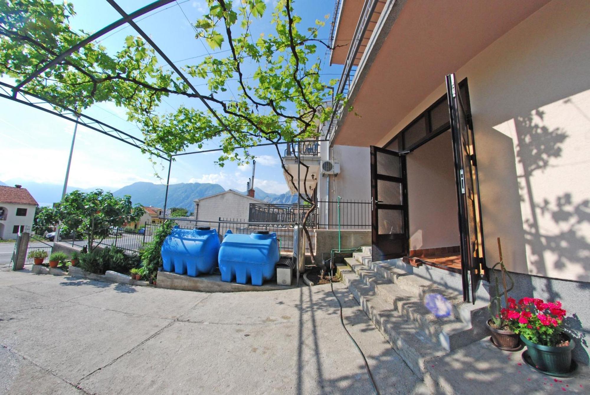 Apartments Kaludjerovic Kotor Exterior photo